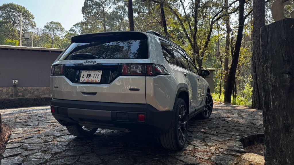 Jeep Cherokee autoanalitica 01