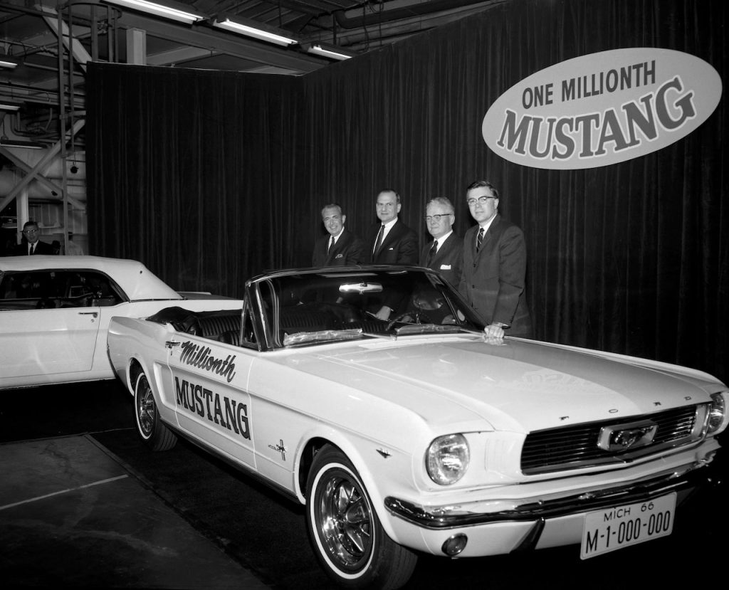 ford mustang historia 12