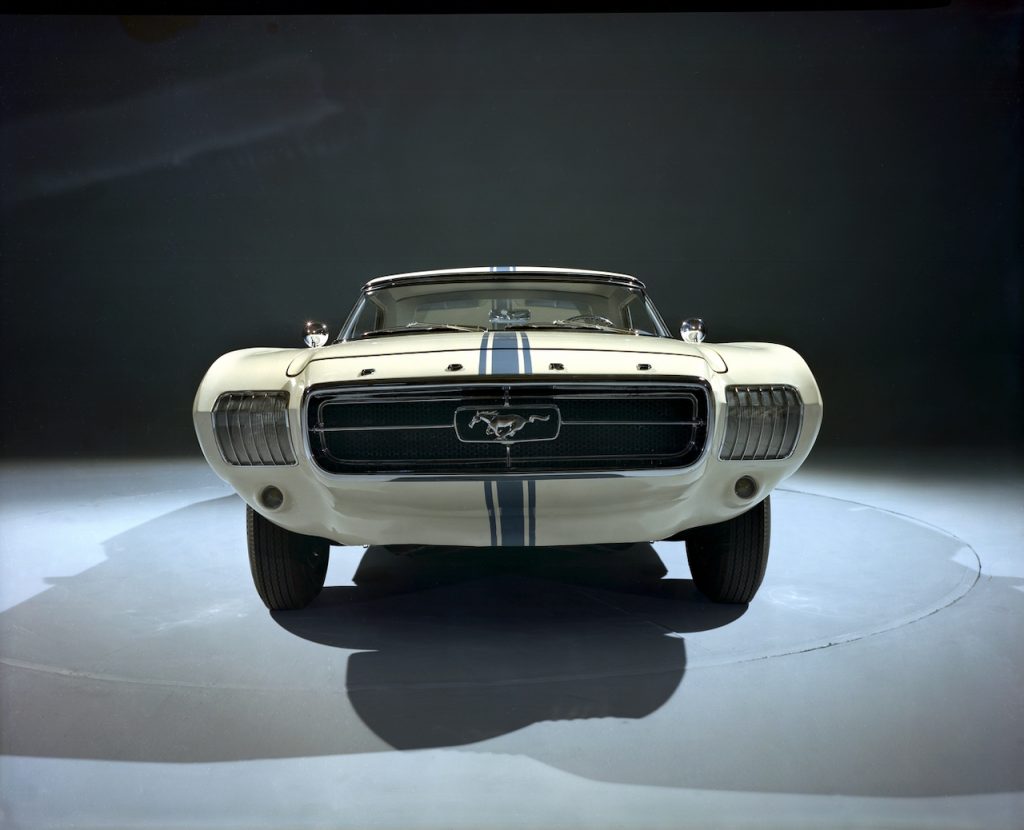 ford mustang historia 4