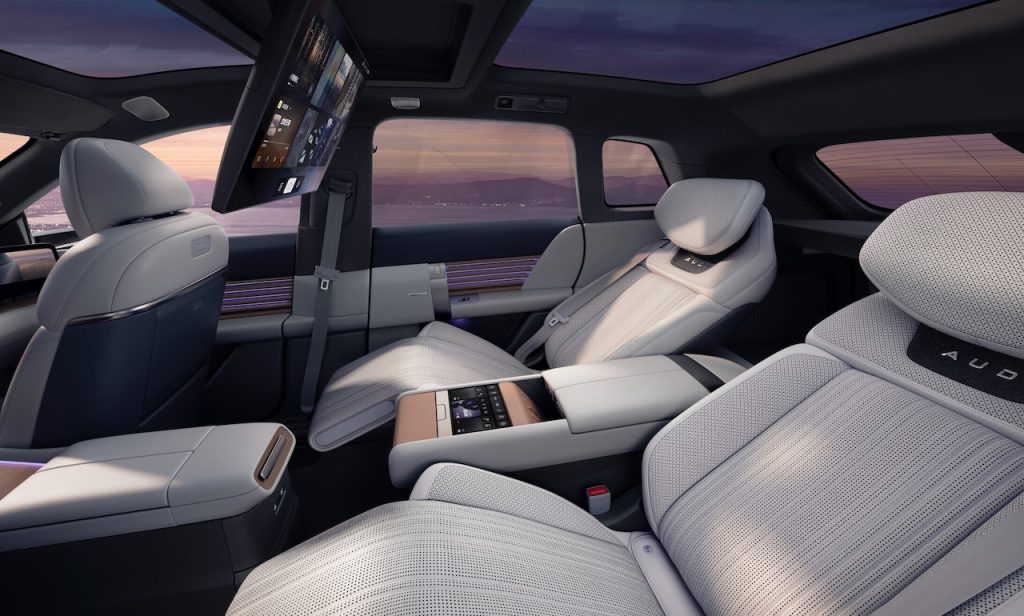 AUDI E7X AUTOANALITICA 05