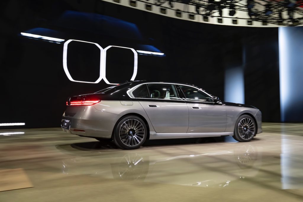 BMW SERIE 7 2027 autoanalitica 06