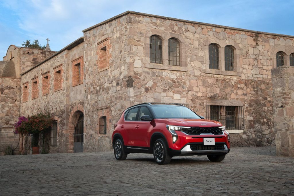 Kia Sonet 2027, actualiza equipamiento y versiones 7 KIA SONET AUTOANALITICA 03