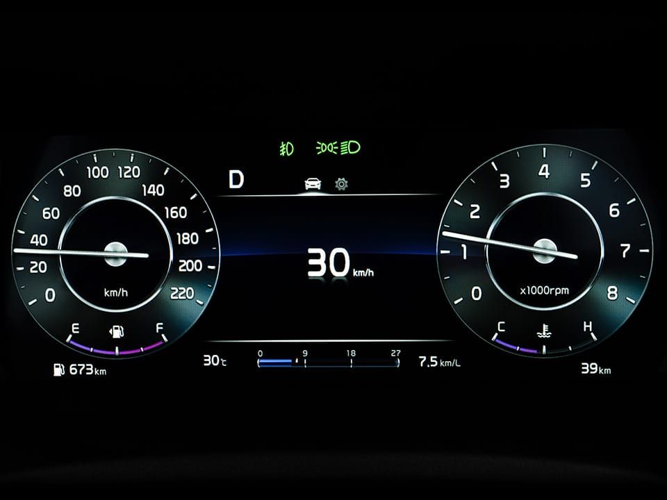 Kia Sonet 2027, actualiza equipamiento y versiones 3 KIA SONET AUTOANALITICA 08