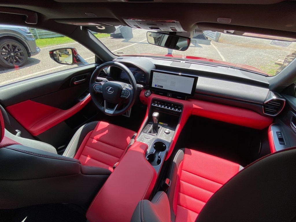 Lexus IS 350 F Sport 2026: de los pocos puristas que quedan 12 Lexus ES350 autoanalitica 08