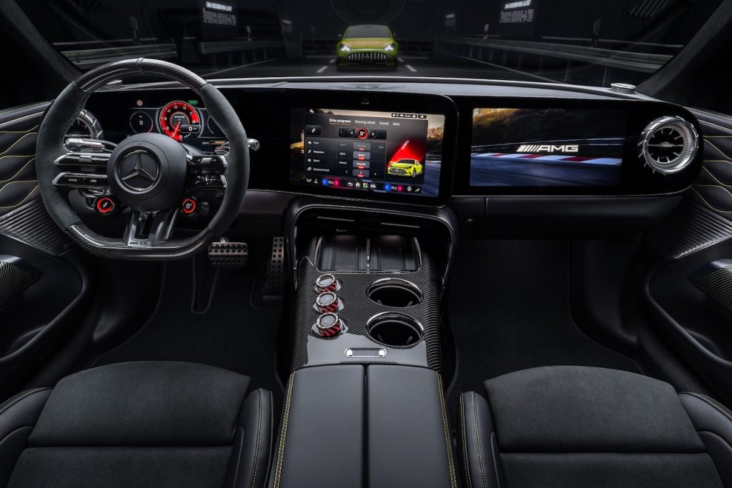 MB AMG GT COUPE 010