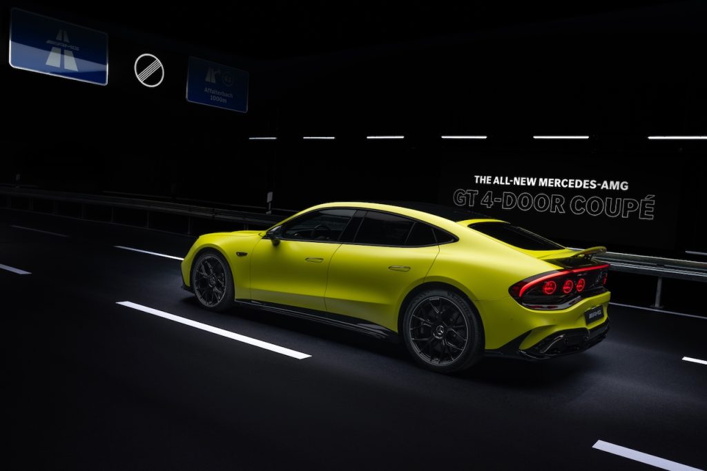 MB AMG GT COUPE 03