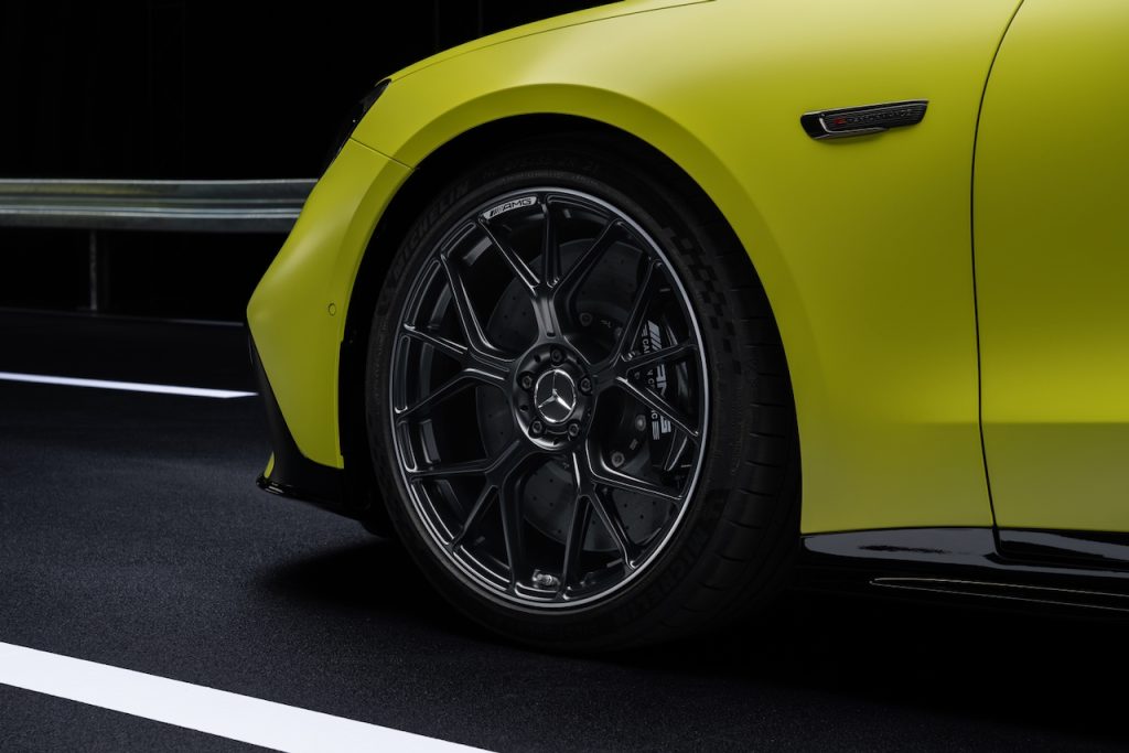 MB AMG GT COUPE 04