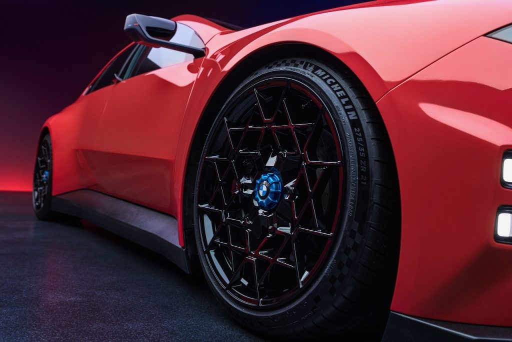 BMW M Concept Neue Klasse: el primer M eléctrico. 10 BMW Concept M Neue Klasse 01
