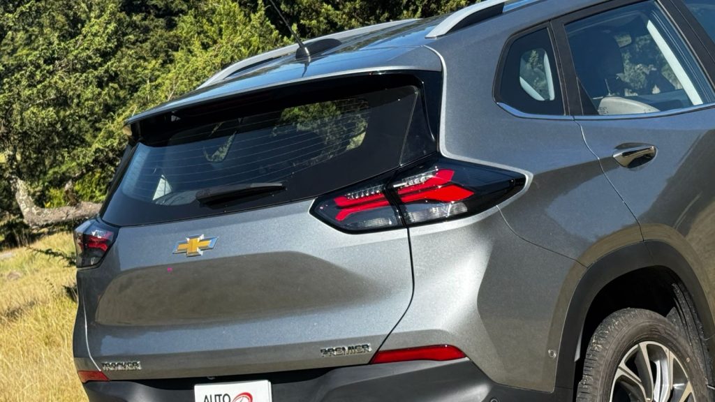 Chevrolet Tracker 2026 autoanalitica 09