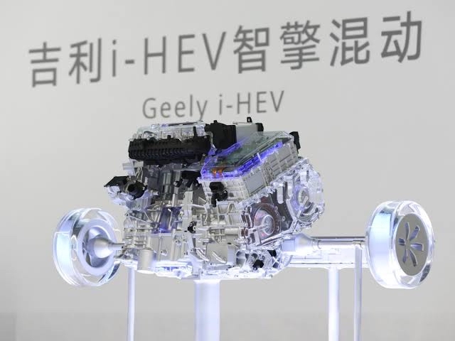 GEELY EMGRAND I HEV 04