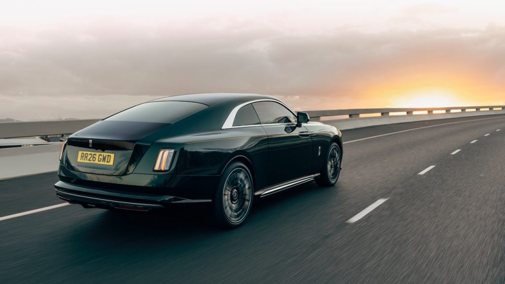 Rolls-Royce Spectre Series II: más autonomía, más potencia y vestiduras de 1 millón de pesos 2 ROLLS ROYCE SPECTRE 02