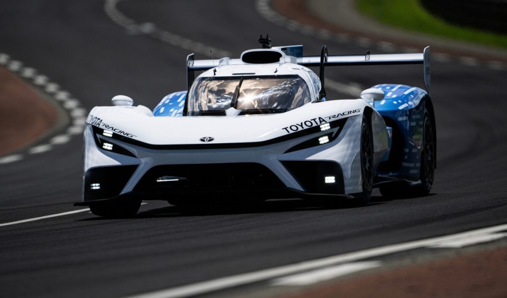 TOYOTA TR LH2 02