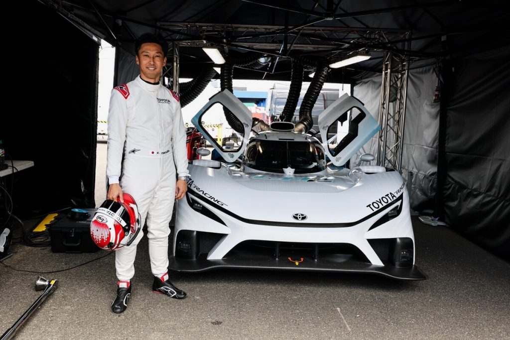 Toyota TR LH2 Racing Prototype: un híbrido hidrógeno/eléctrico 9 TOYOTA TR LH2 05