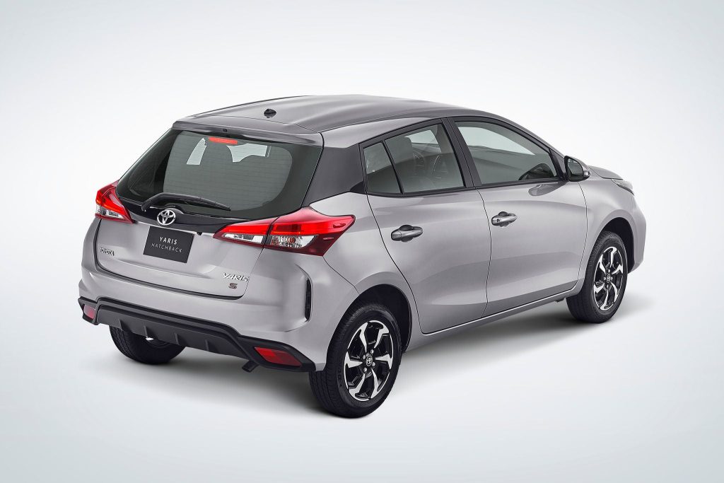 Toyota Yaris hatchback Autoanalitica 4