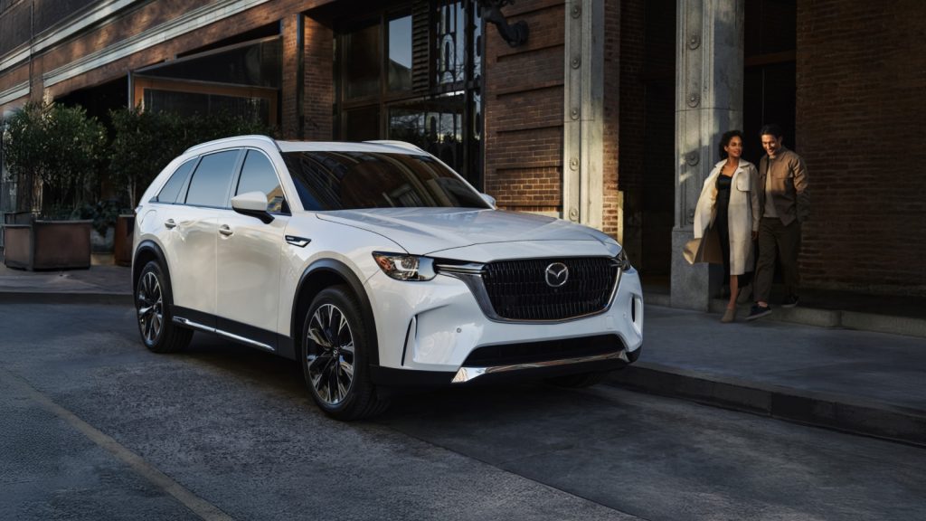 2026 cx 90 phev desktop gallery 001