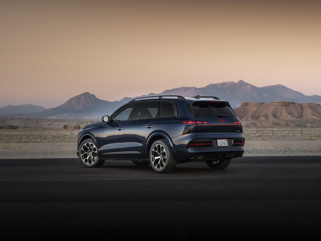 AUDI Q9 AUTOANALITICA 02