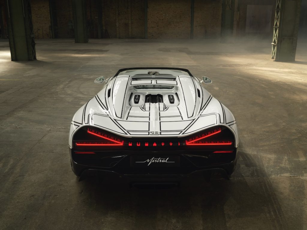 Bugatti W16 Mistral Blanc Éternel 4 Bugatti W16 Mistral 03