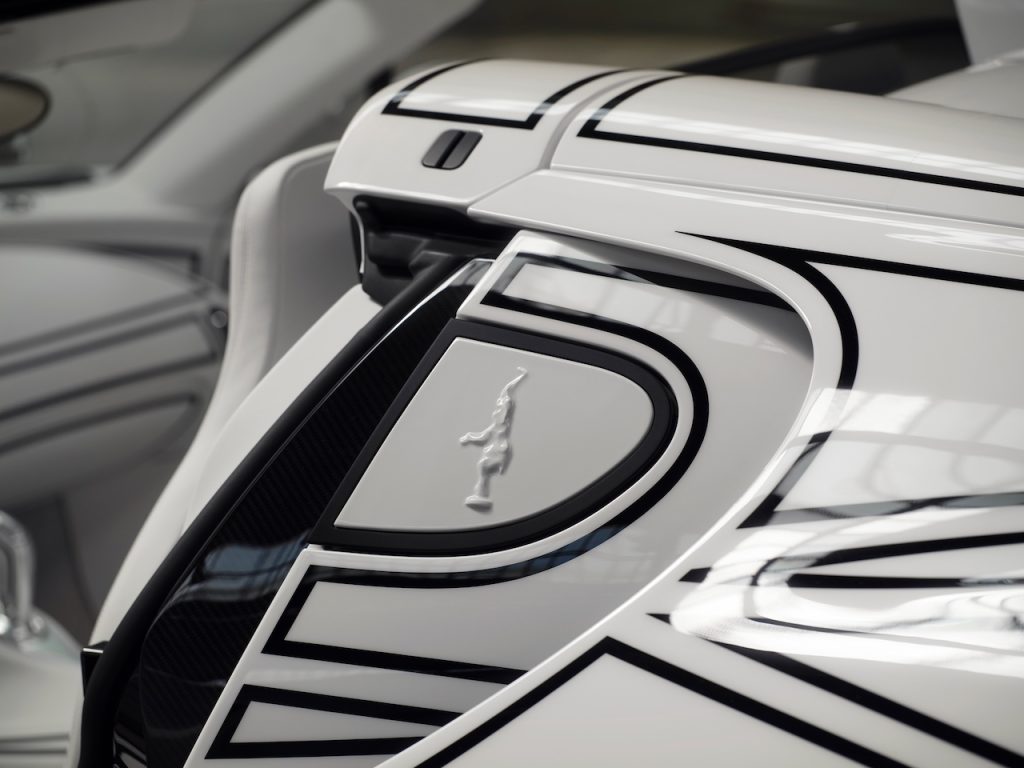 Bugatti W16 Mistral Blanc Éternel 5 Bugatti W16 Mistral 08