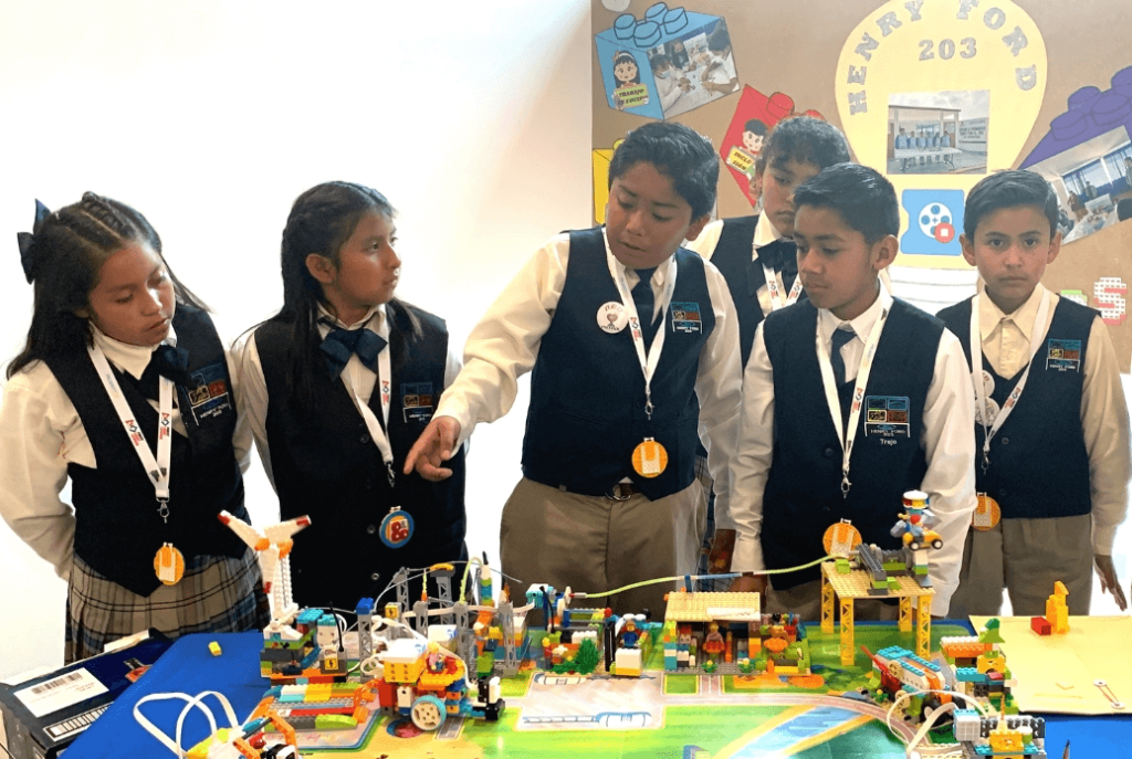 Escuelas Ford 11