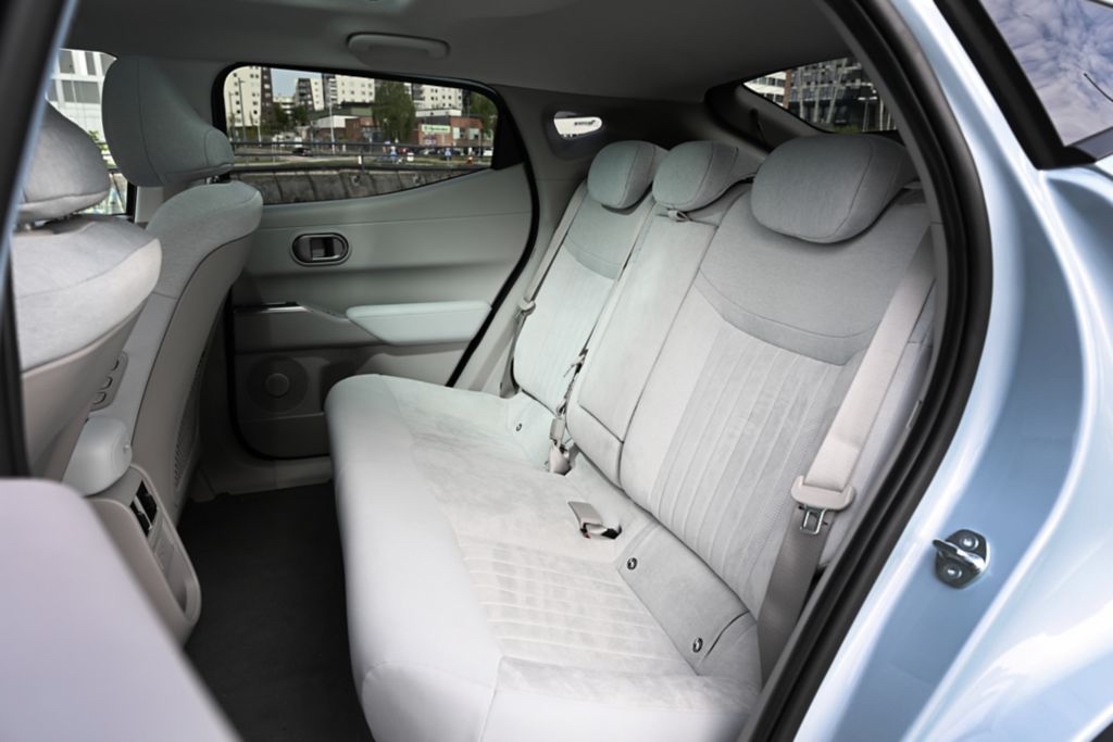 Hyundai Ioniq 3: todo listo para que comience su venta 7 Hyundai Ioniq 3 02
