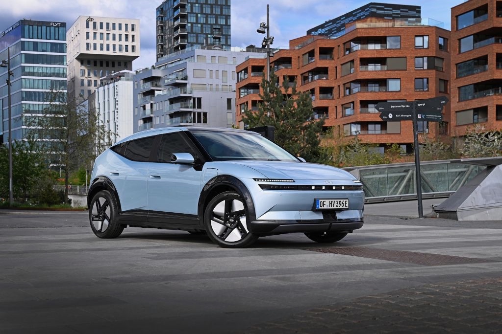 Hyundai Ioniq 3 04