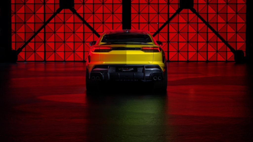 LAMBO URUS PERFORMANTE 03