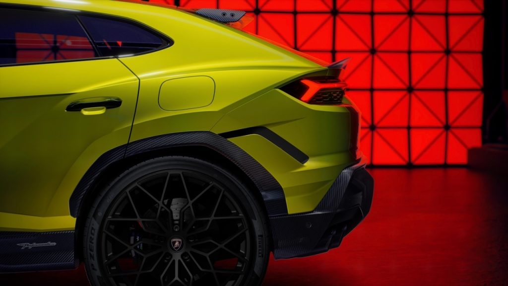 LAMBO URUS PERFORMANTE 09
