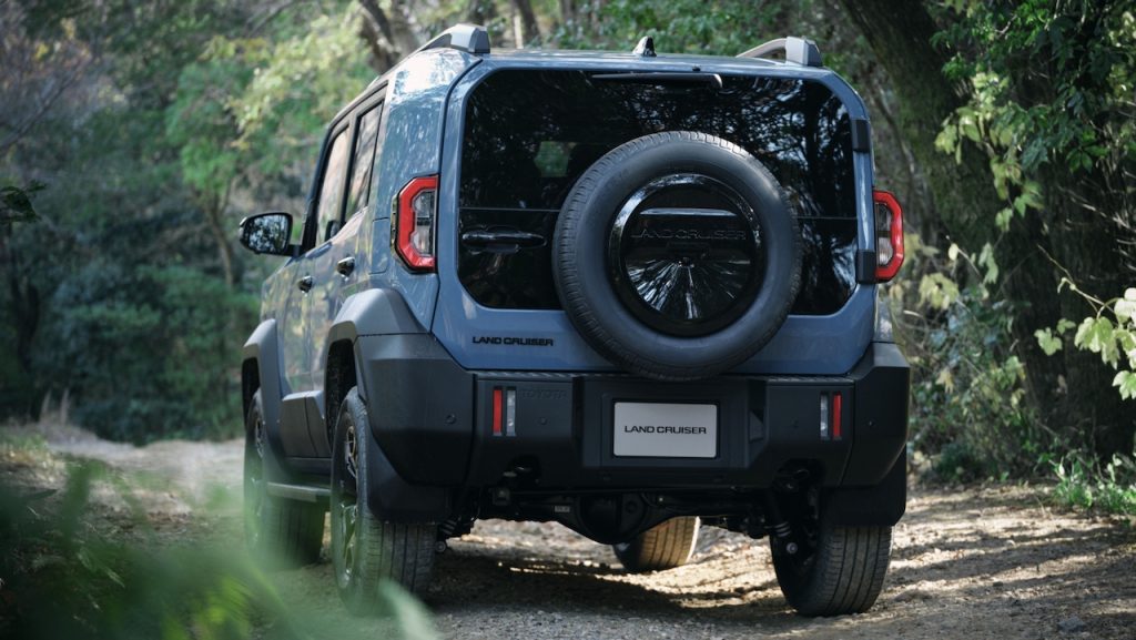 LAND CRUISER FJ 02