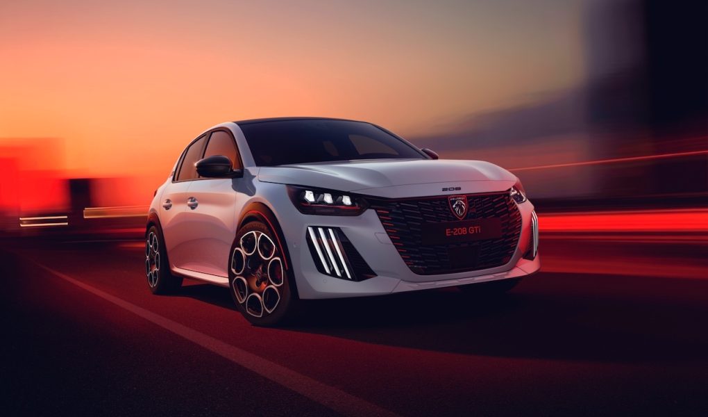 PEUGEOT E208 GTI 02