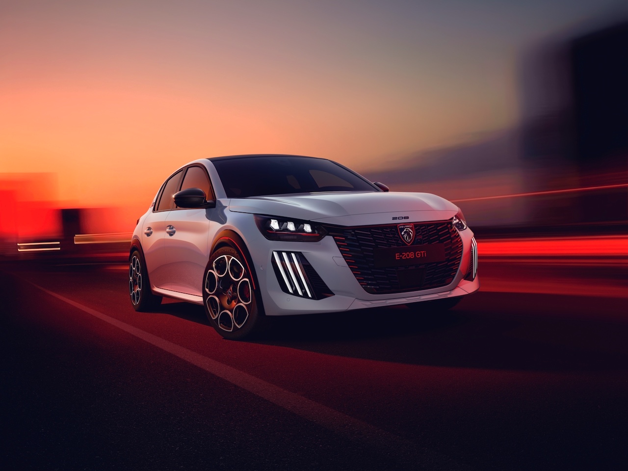 PEUGEOT E208 GTI 02