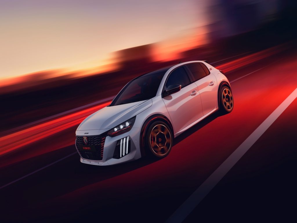 PEUGEOT E208 GTI 03