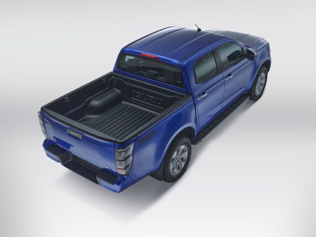 Isuzu D-Max desde 550 mil pesos; precios y versiones para México 20 SUZUKI DMAX AUTOANALITICA DX 03