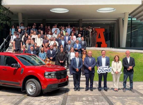 Ford Maverick Anahuac 01