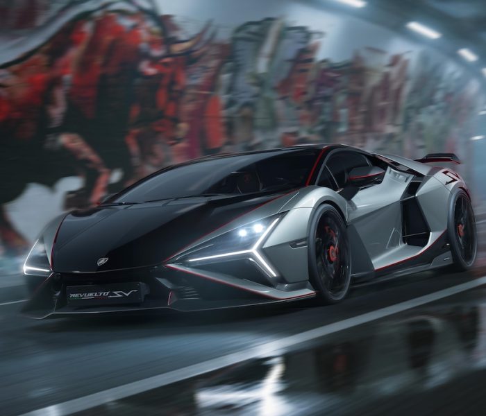 Lamborghini Revuelto SV