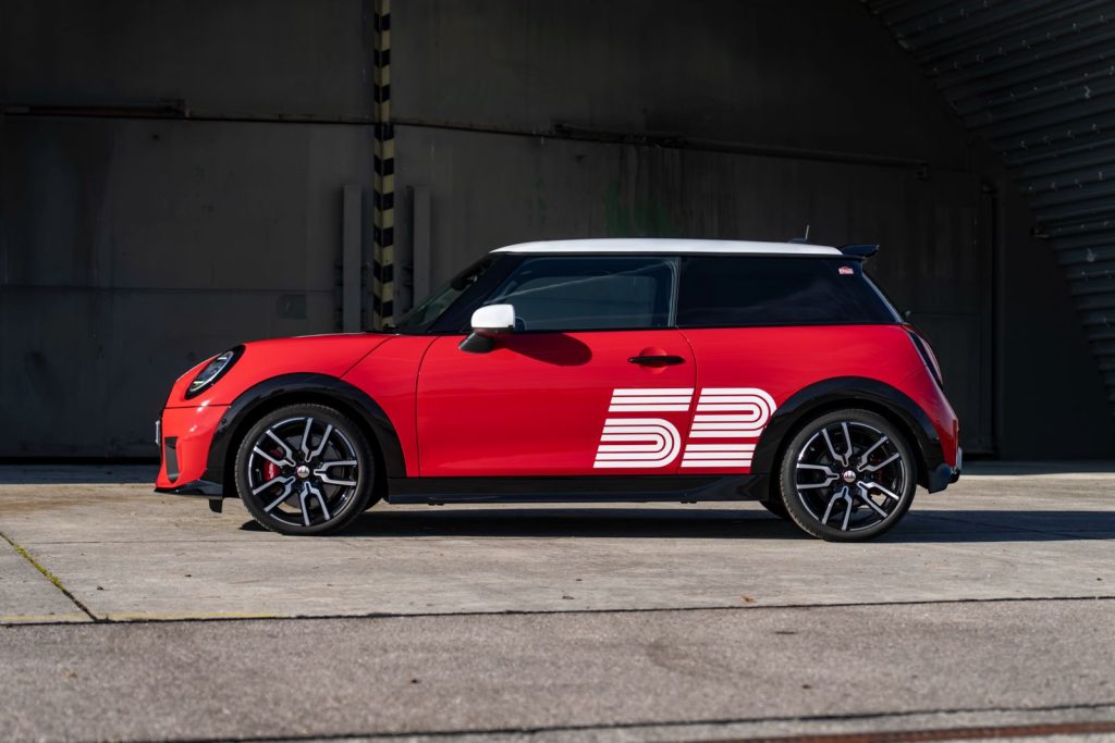 MINI 1965 VICTORY EDITION 08