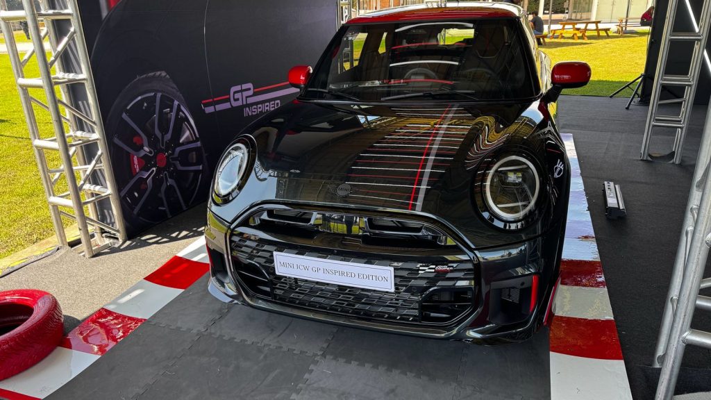 MINI JCW GP INSPIRED EDITION 01