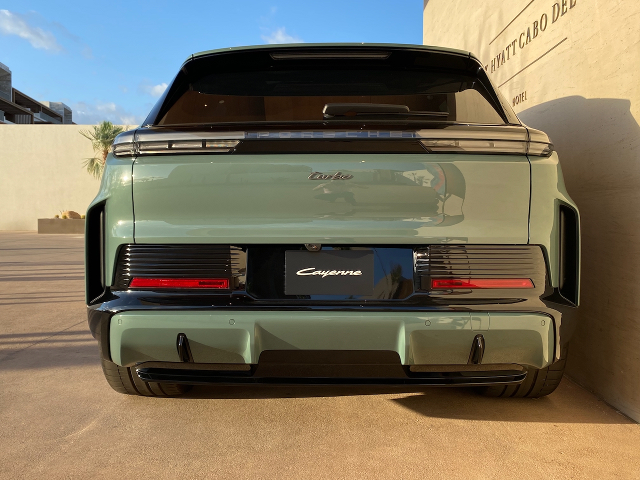 Porsche Cayenne Electric Autoanalitica 8