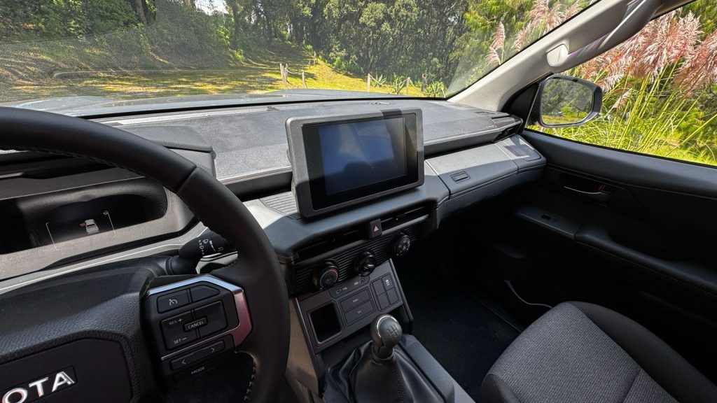 Toyota Hilux 2027 en México: nuevo diseño, más tecnología y versión Mild Hybrid 5 Toyota Hilux Autoanalitica 05