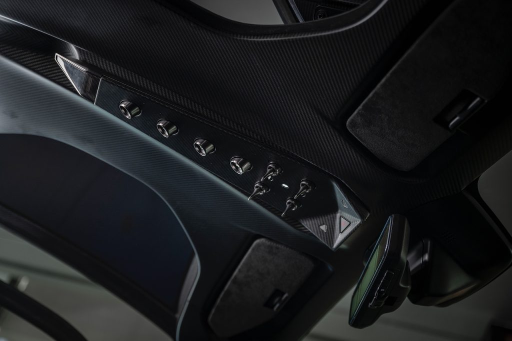 33 stradale perla nera 12 autoanalitica