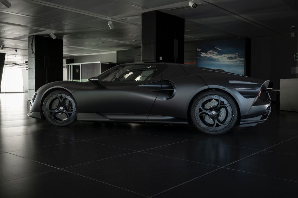 33 stradale perla nera 13 autoanalitica