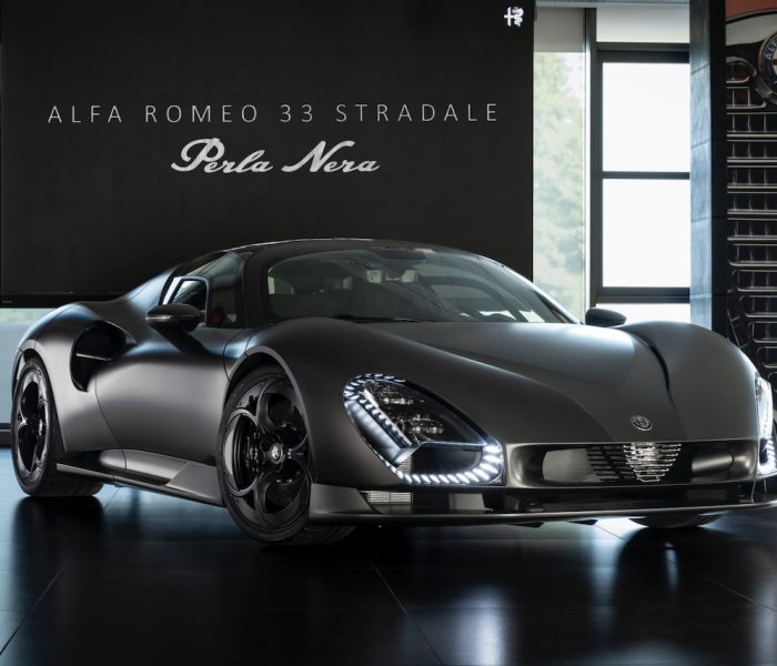 Alfa Romeo 33 Stradale Perla Nera