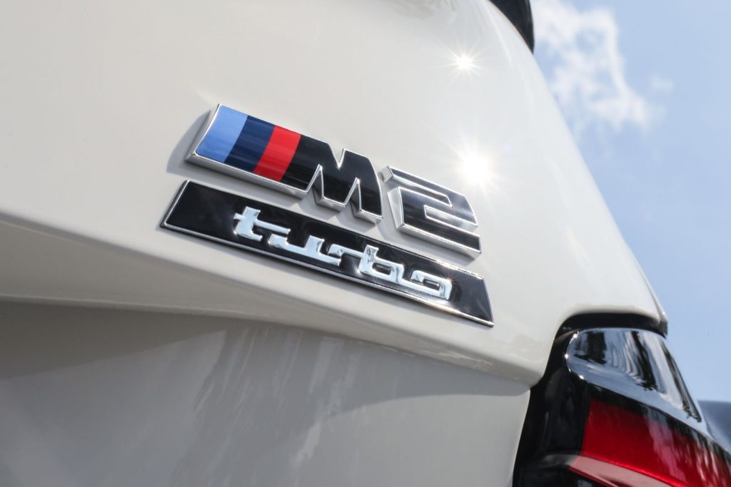 BMW M2 TURBO EDITION AUTOANALITICA 2