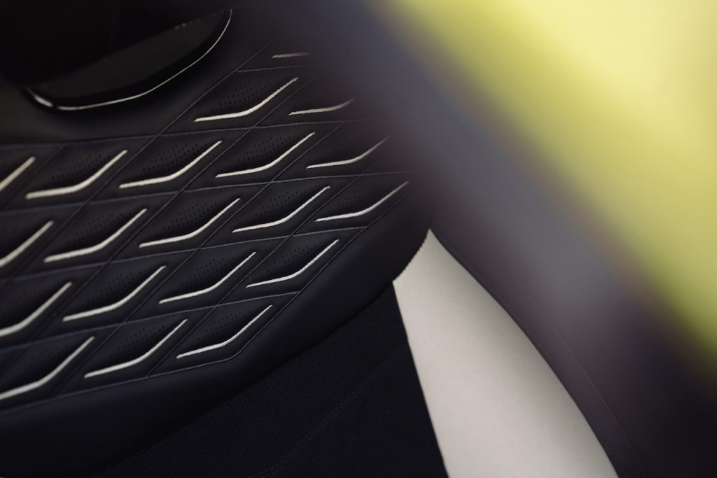 Bentley Torcal: 876 hp y 600 km para el primer SUV eléctrico de la marca 12 Bentley Torcal Autoanalitica 10