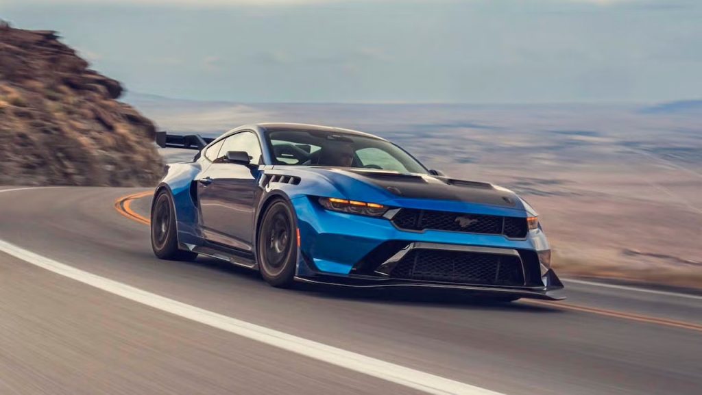 Ford Mustang GTD autoanalitica 3.jpg