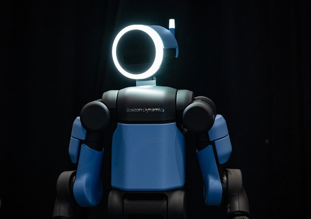 HYUNDAI ATLAS ROBOT 2