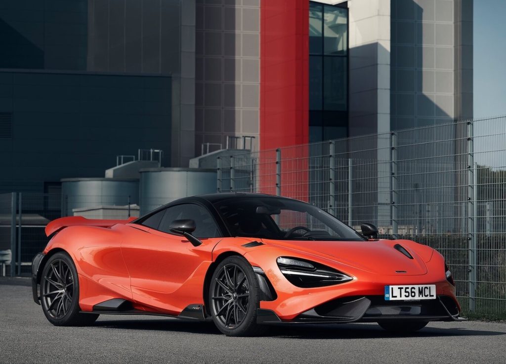 McLaren SUV 2