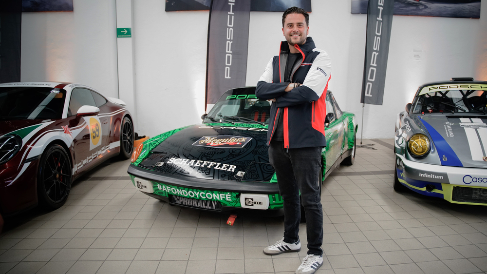 PORSCHE PANAMERICANA 2