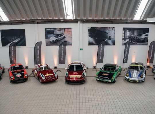 PORSCHE PANAMERICANA 6