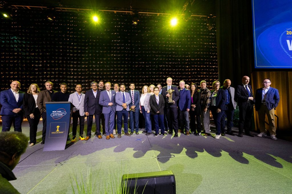 WORLD CAR AWARDS 2027 AUTOANALITICA 3