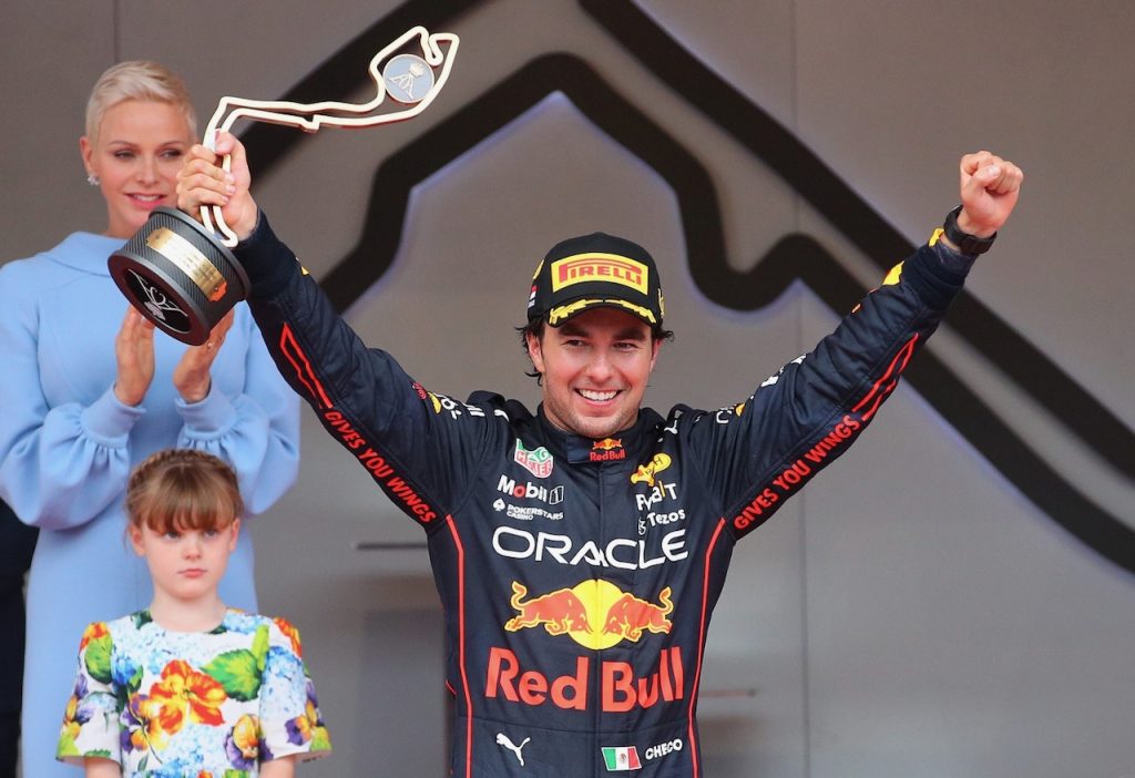 Checo Perez llega a 300 carreras 9